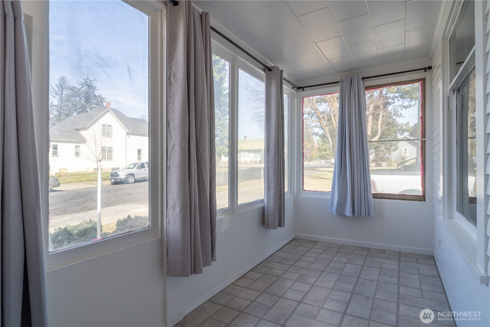 105 W 5th Avenue , Ritzville, WA 99169