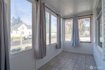 105 W 5th Avenue , Ritzville, WA 99169 - Photo 6