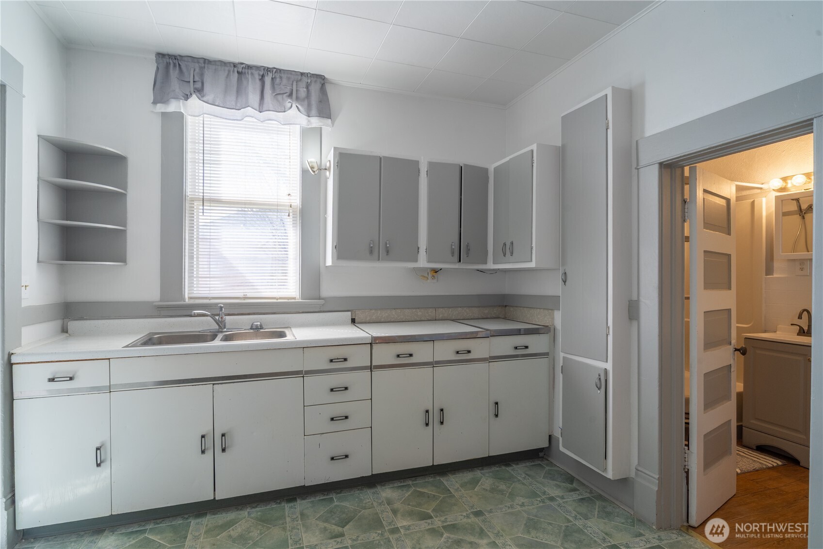 105 W 5th Avenue , Ritzville, WA 99169