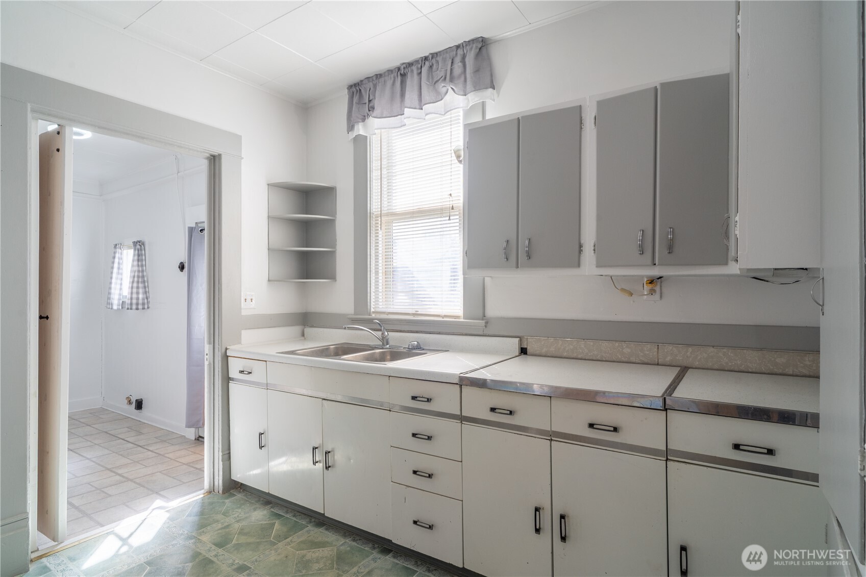 105 W 5th Avenue , Ritzville, WA 99169