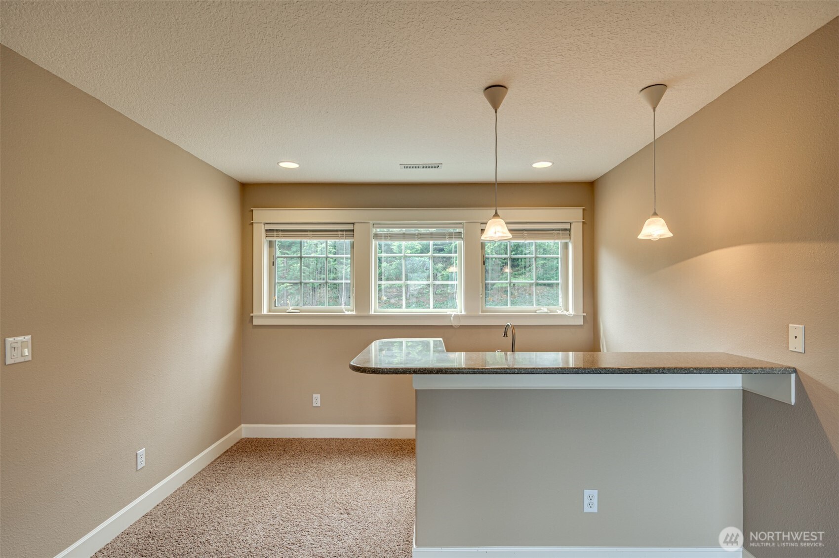 200 Pineridge Drive , Woodland, WA 98674