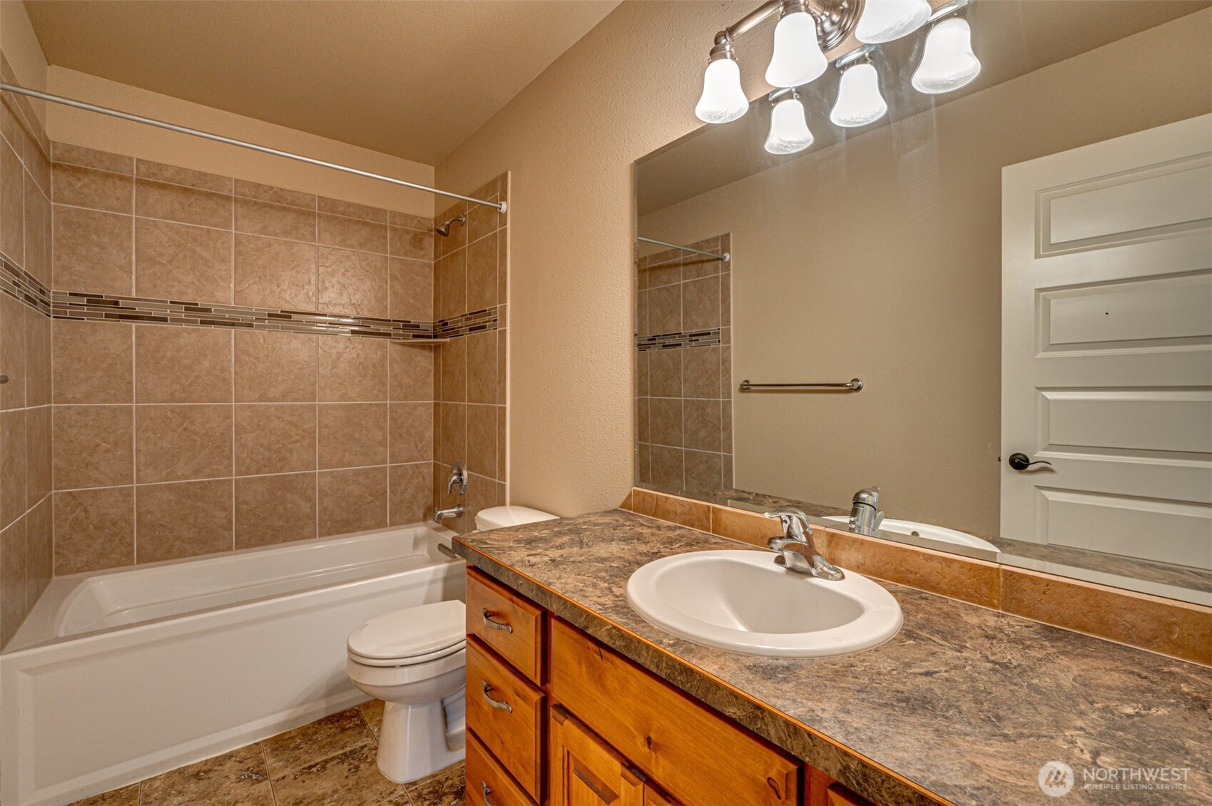 200 Pineridge Drive , Woodland, WA 98674