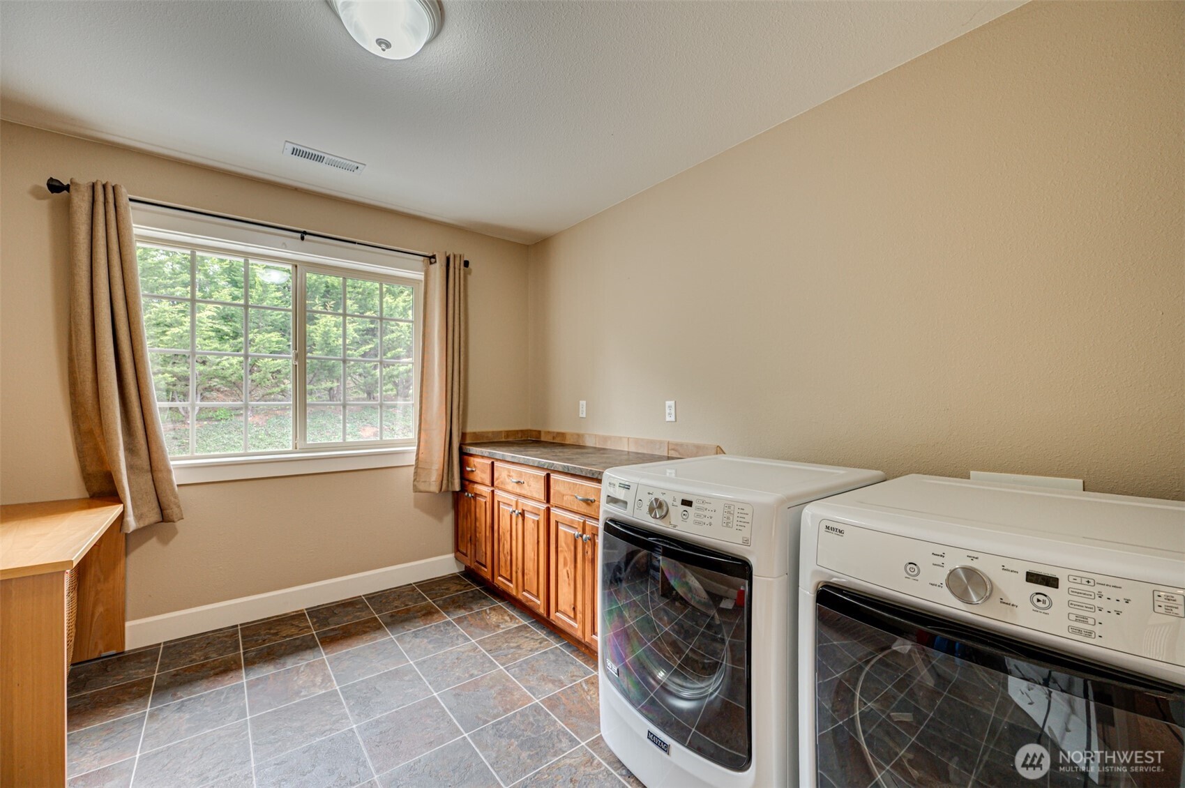 200 Pineridge Drive , Woodland, WA 98674
