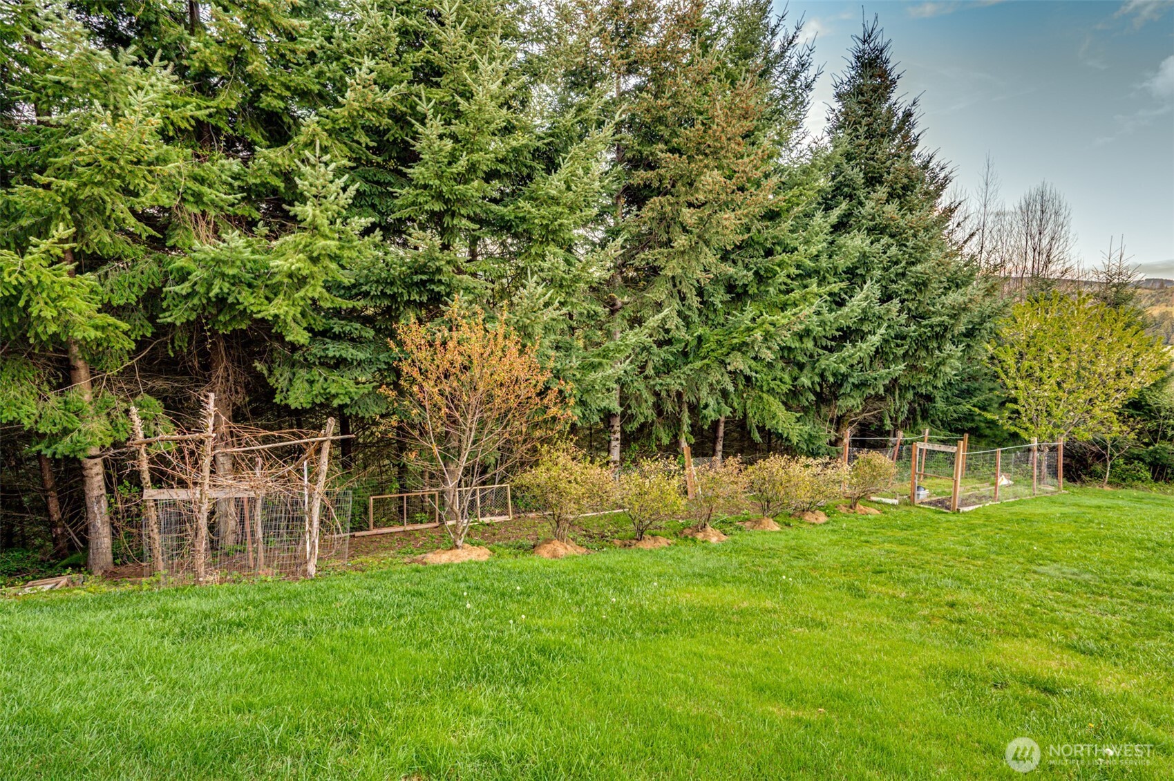 200 Pineridge Drive , Woodland, WA 98674