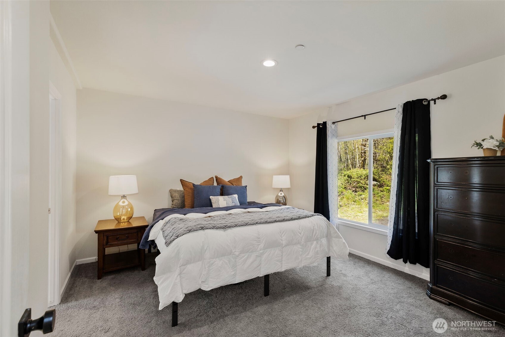 31571 Night Owl Avenue NE, Kingston, WA 98346