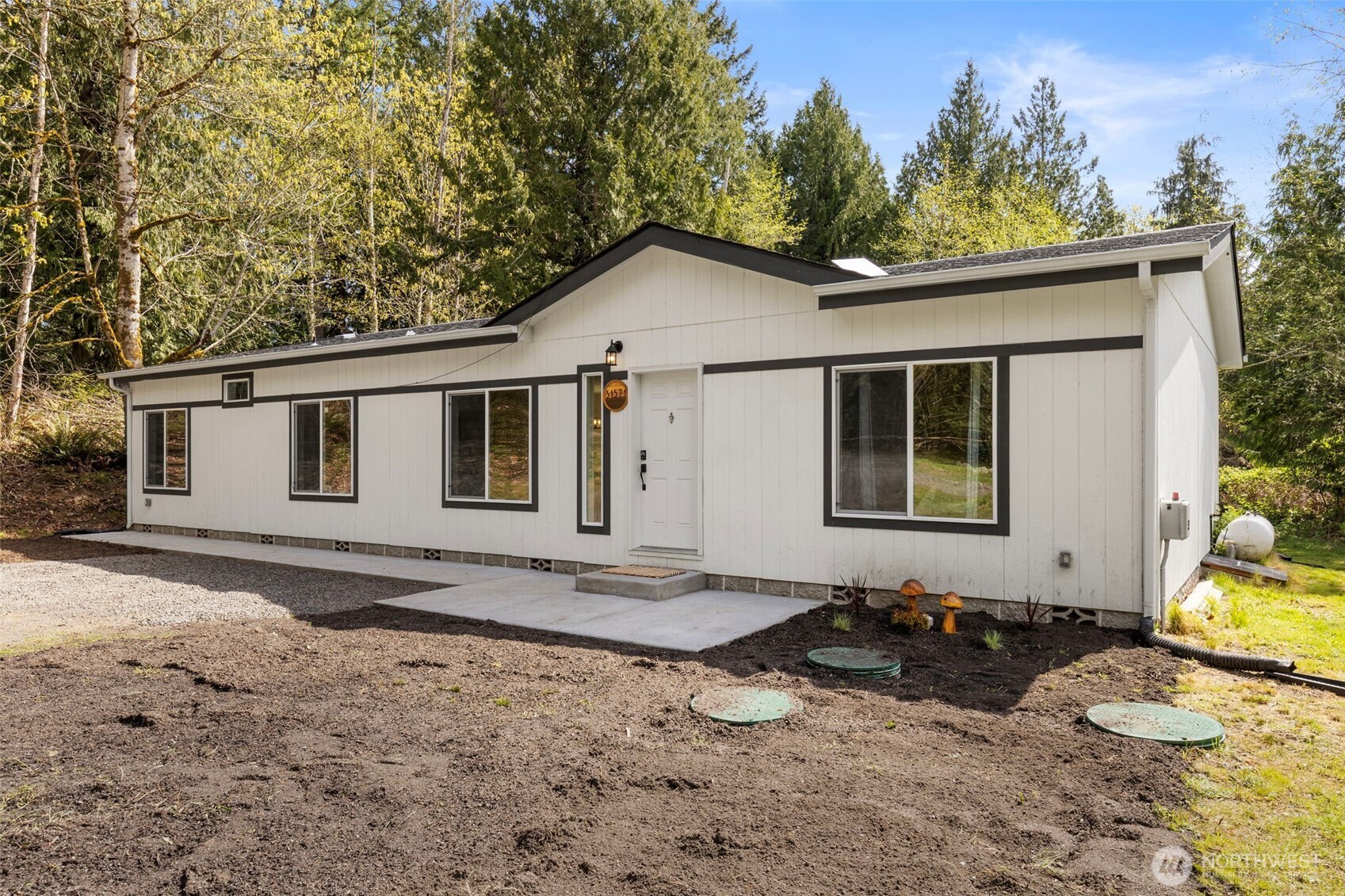 31571 Night Owl Avenue NE, Kingston, WA 98346