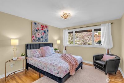 6749 82nd Avenue SE, Mercer Island, WA 98040 - Photo 15