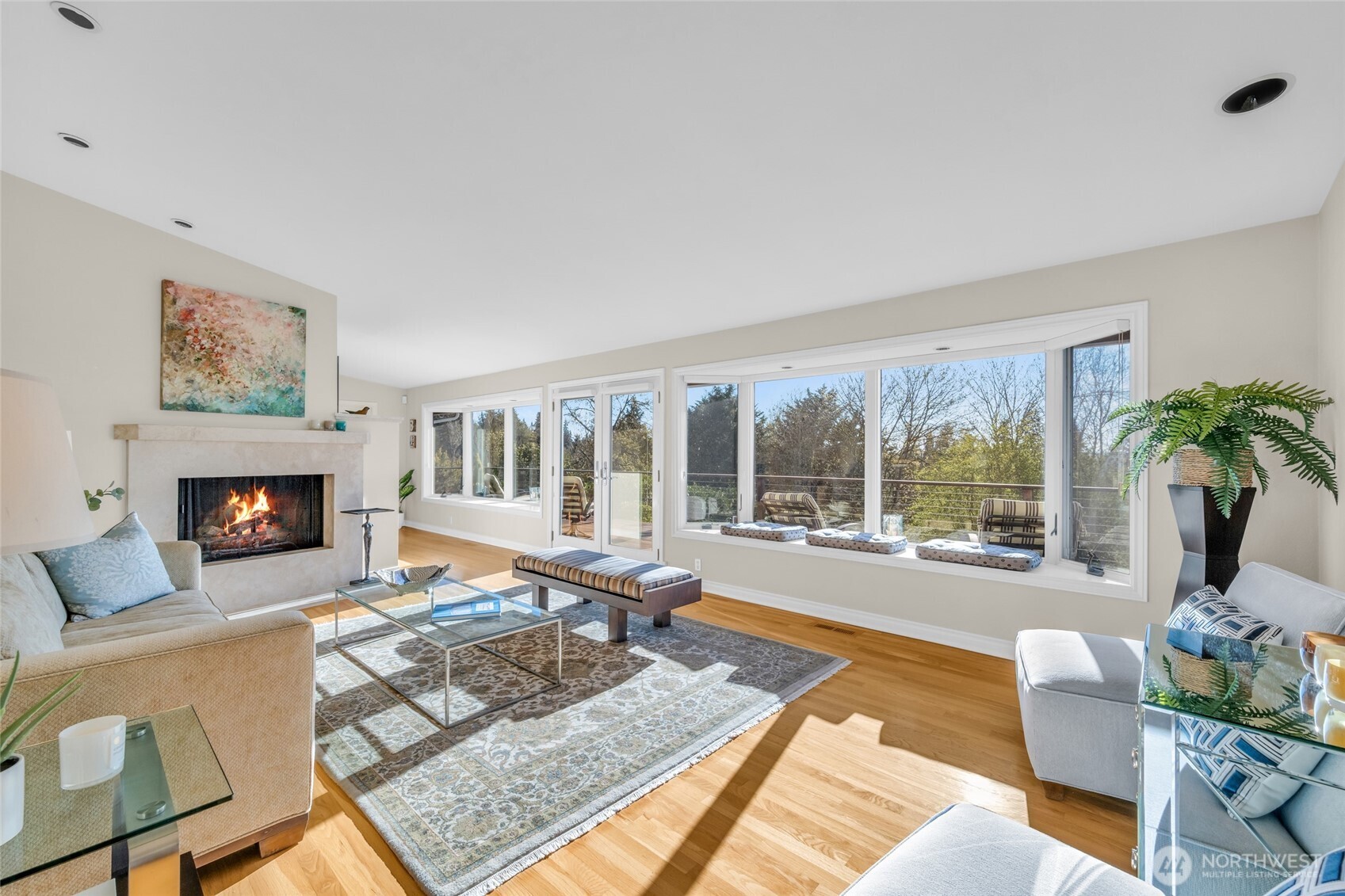 6749 82nd Avenue SE, Mercer Island, WA 98040