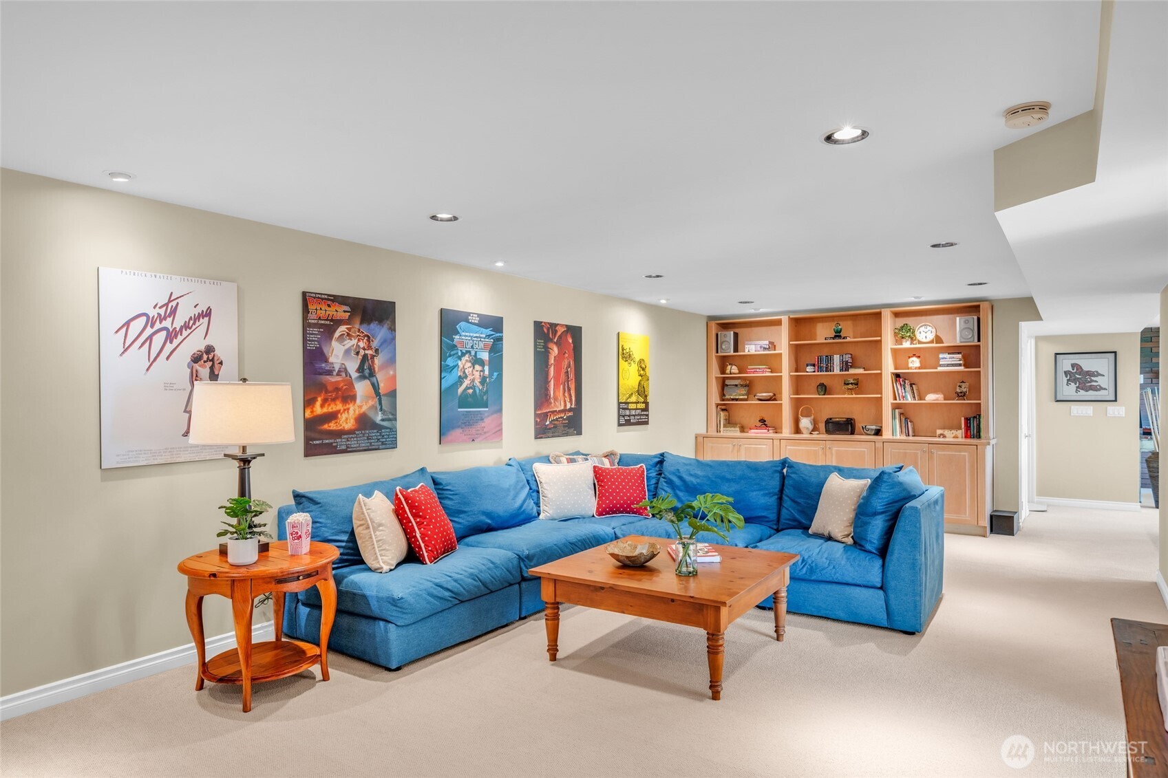 6749 82nd Avenue SE, Mercer Island, WA 98040