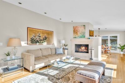 6749 82nd Avenue SE, Mercer Island, WA 98040 - Photo 4