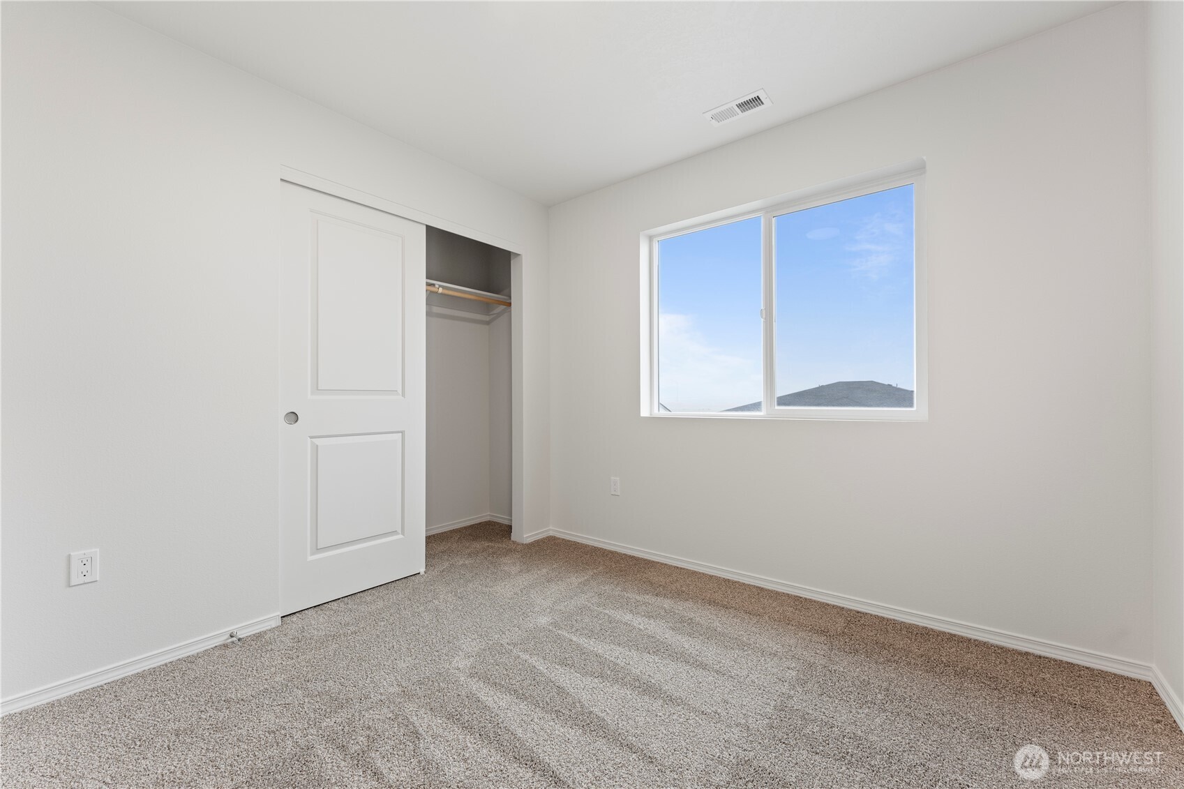 925 La Vista Drive , Warden, WA 98857