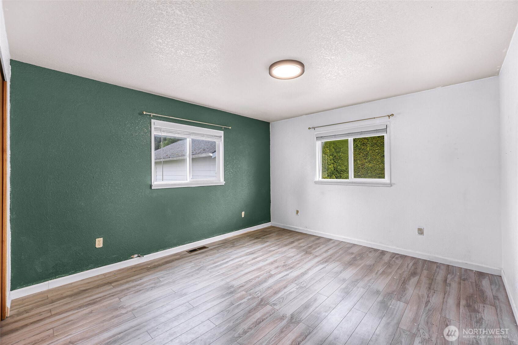 916 Jennings Street , Sedro Woolley, WA 98284