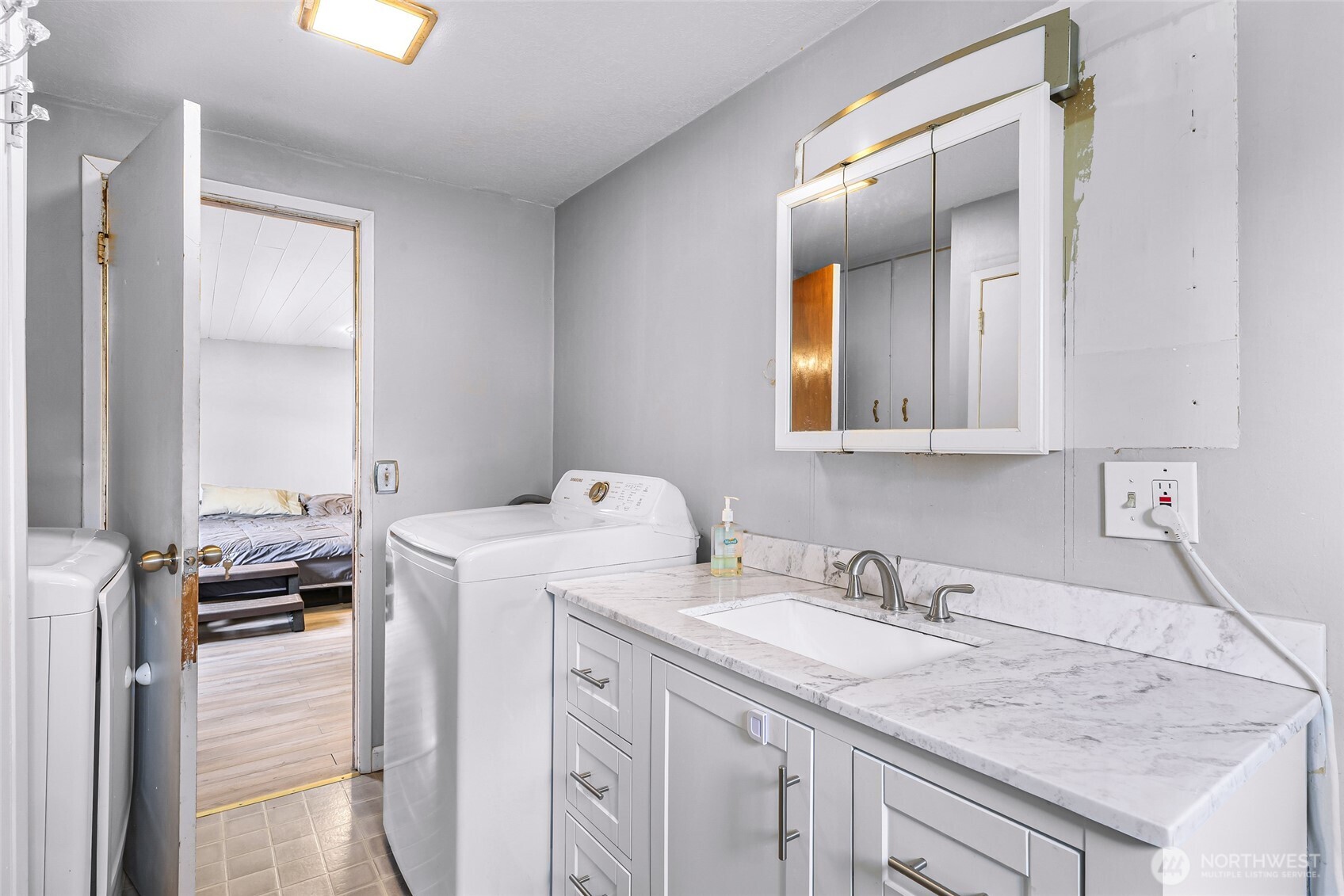 916 Jennings Street , Sedro Woolley, WA 98284