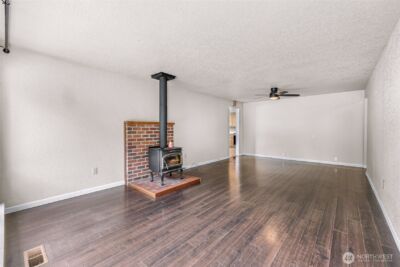 916 Jennings Street , Sedro Woolley, WA 98284 - Photo 4
