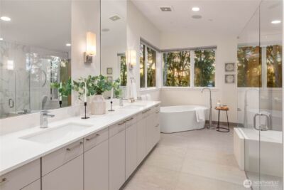 8260 SE 31st Street , Mercer Island, WA 98040 - Photo 19