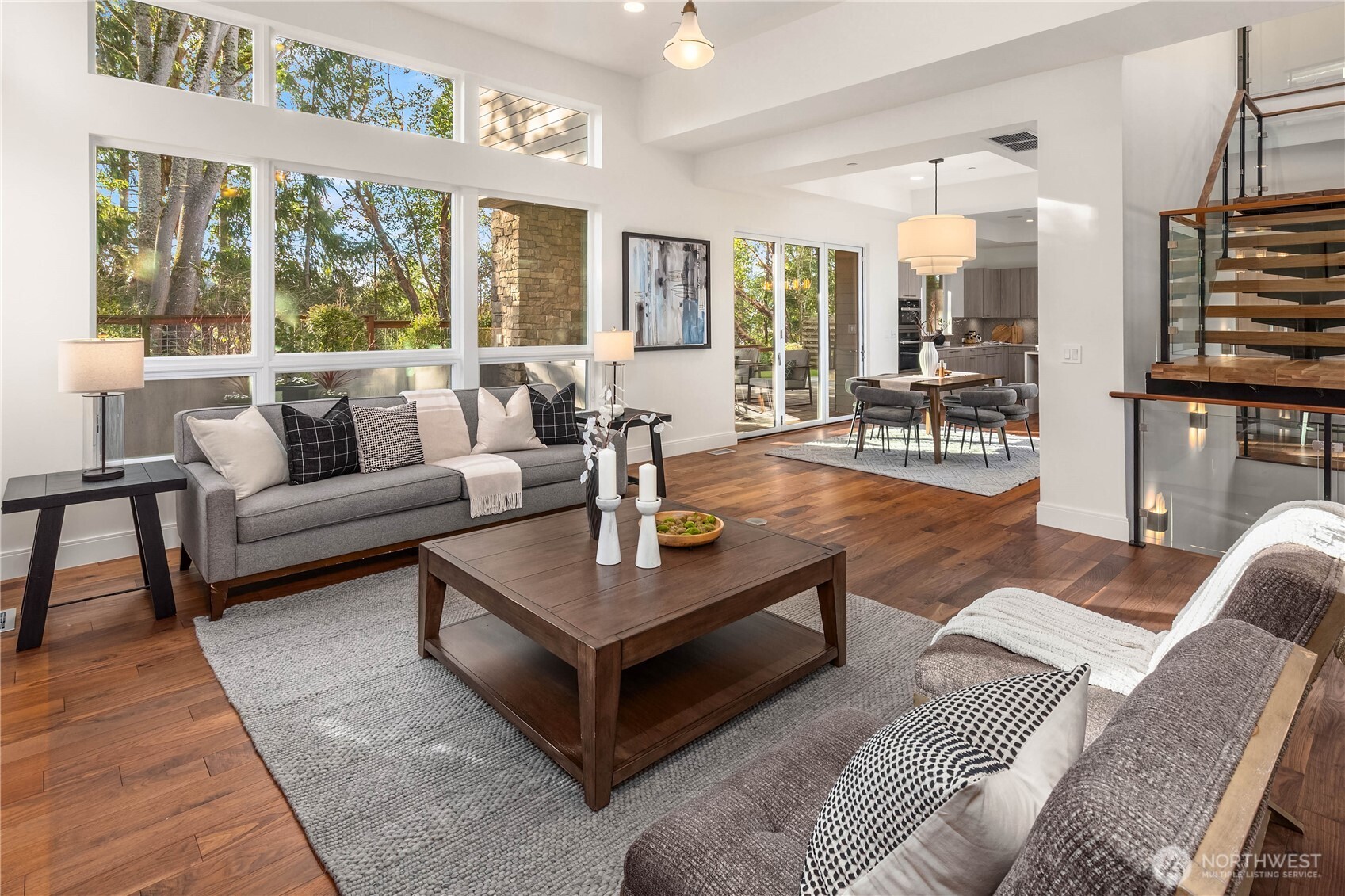 8260 SE 31st Street , Mercer Island, WA 98040