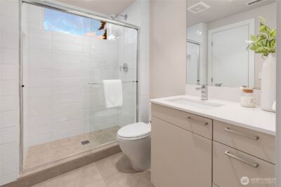 8260 SE 31st Street , Mercer Island, WA 98040 - Photo 22