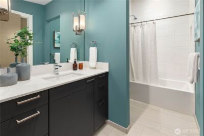 8260 SE 31st Street , Mercer Island, WA 98040 - Photo 25