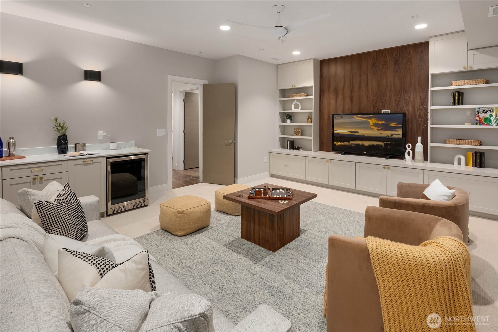 8260 SE 31st Street , Mercer Island, WA 98040