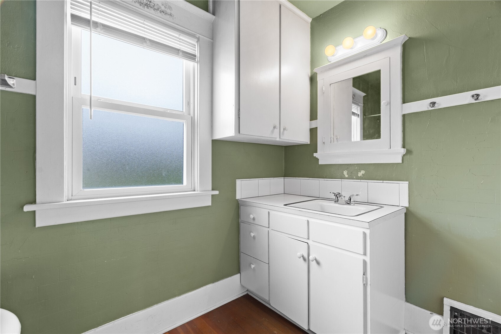 3740 N 30th Street , Tacoma, WA 98407