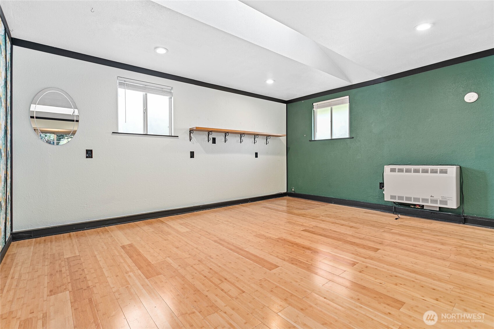 1100 Greenleaf Avenue , Burlington, WA 98233