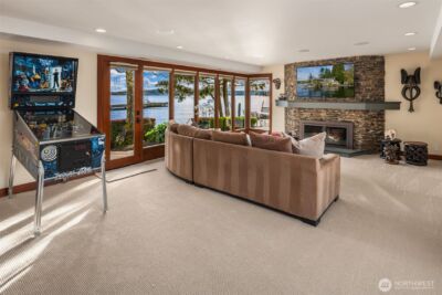 2095 Rose Point Lane , Kirkland, WA 98033 - Photo 12