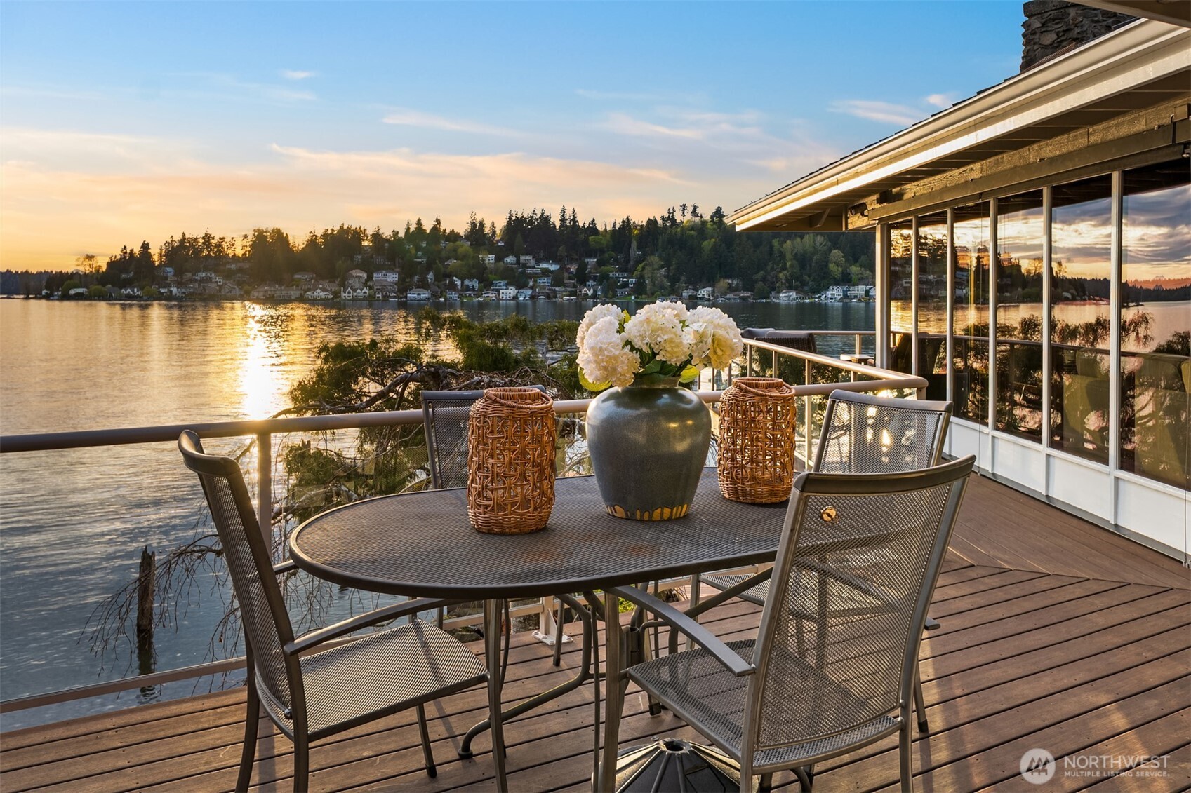 2095 Rose Point Lane , Kirkland, WA 98033