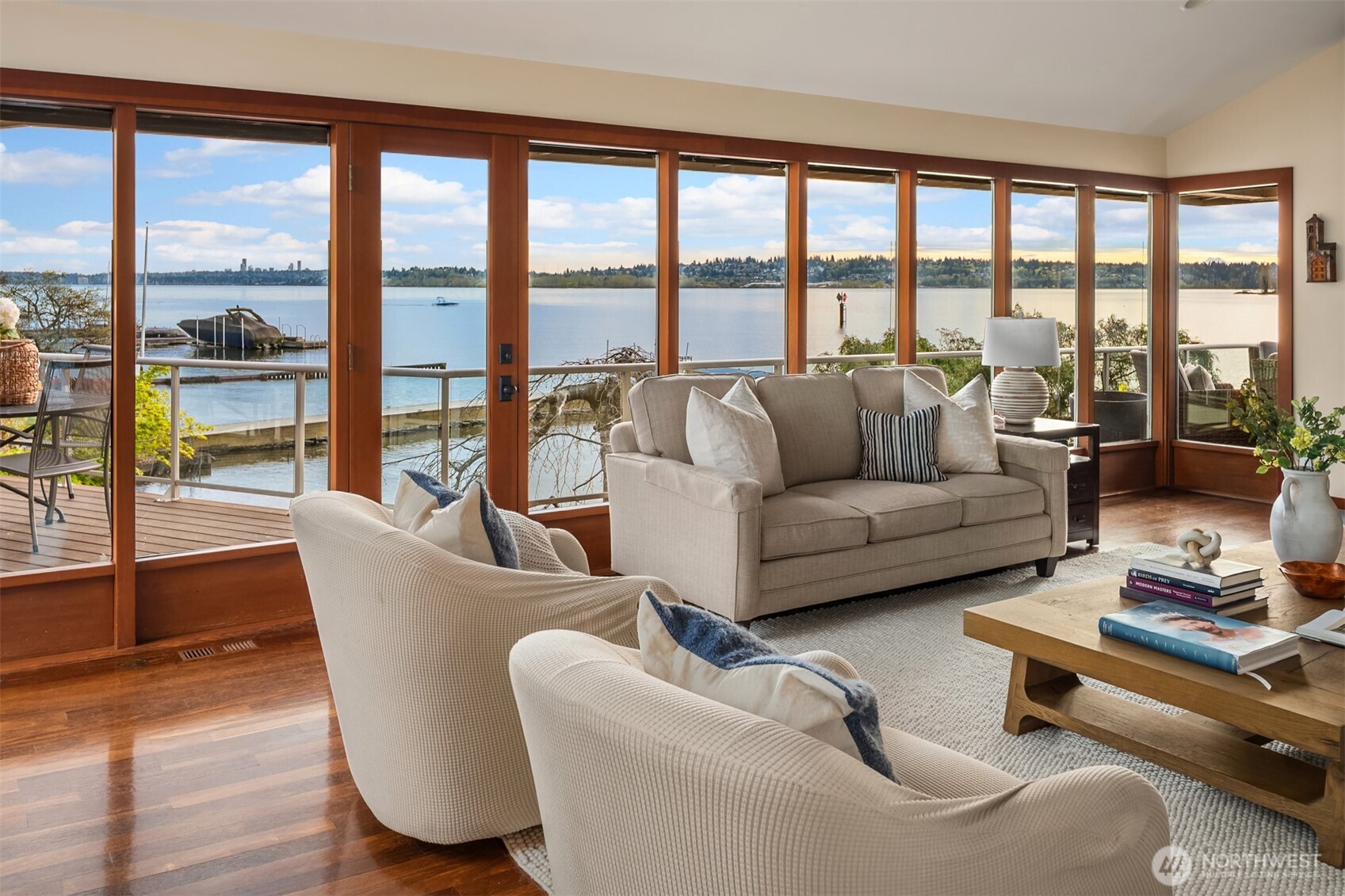 2095 Rose Point Lane , Kirkland, WA 98033