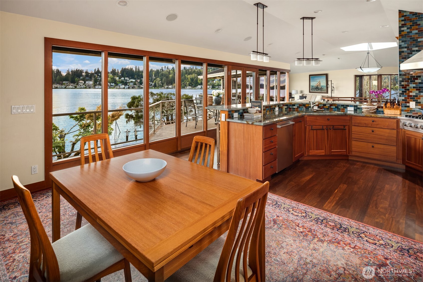 2095 Rose Point Lane , Kirkland, WA 98033