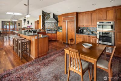 2095 Rose Point Lane , Kirkland, WA 98033 - Photo 9