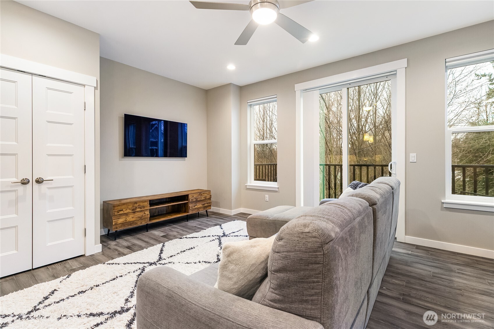 5683 Sunstone Place #102, Ferndale, WA 98248