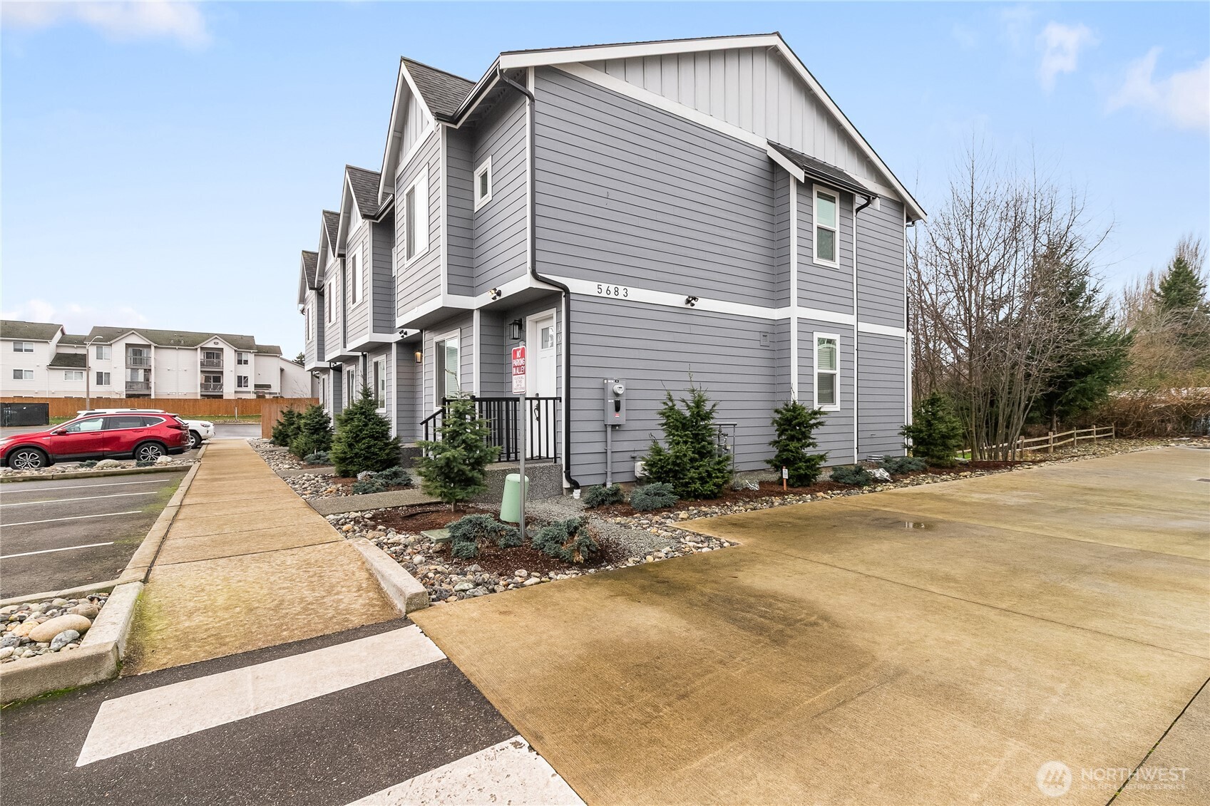 5683 Sunstone Place #102, Ferndale, WA 98248