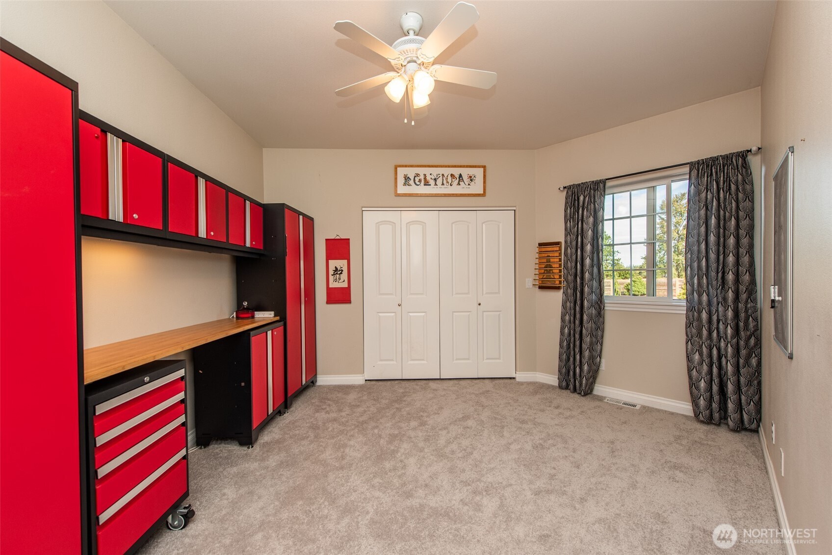 920 N Gierin Creek Lane , Sequim, WA 98382