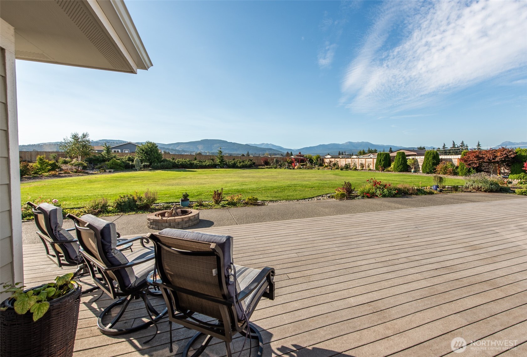 920 N Gierin Creek Lane , Sequim, WA 98382