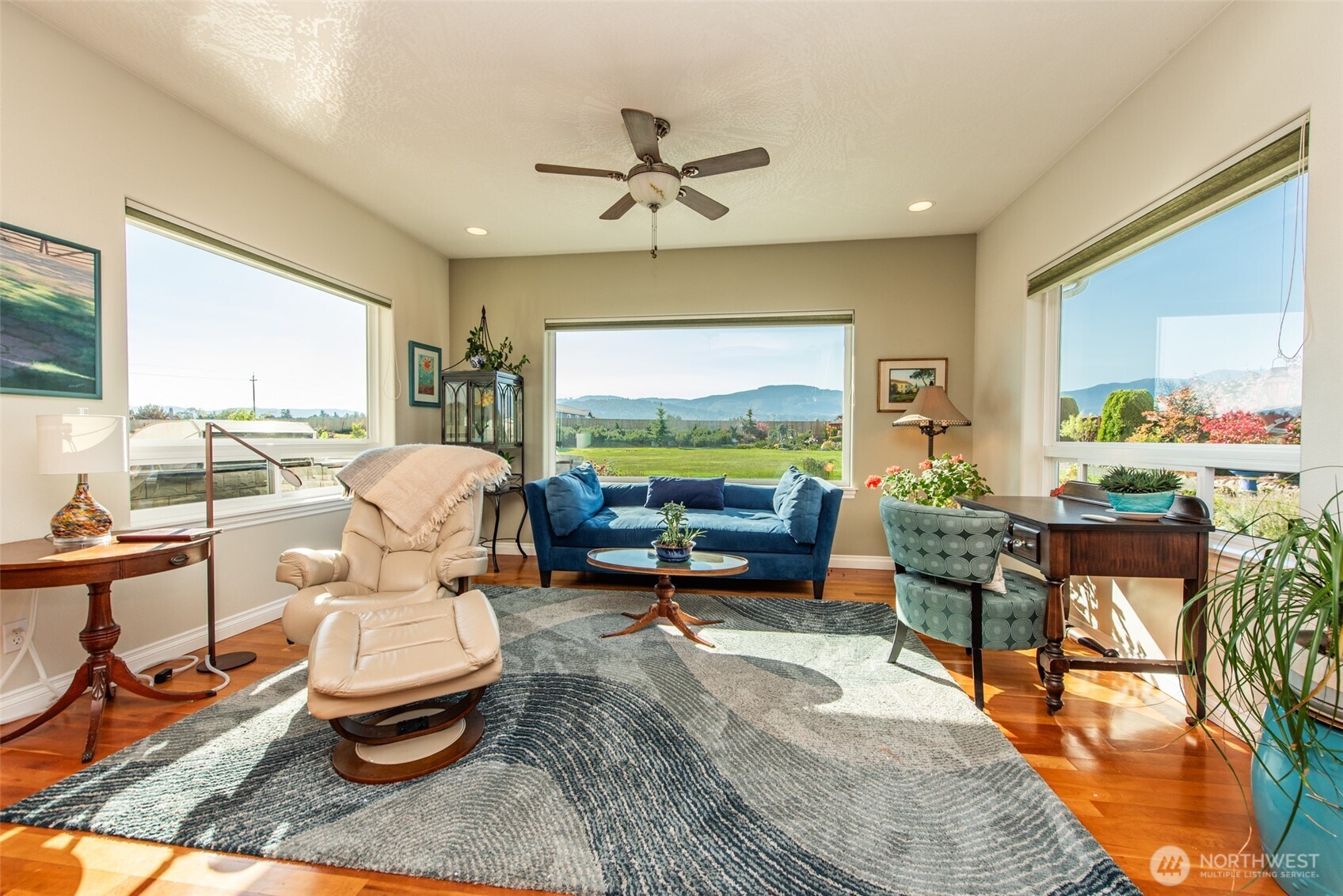 920 N Gierin Creek Lane , Sequim, WA 98382