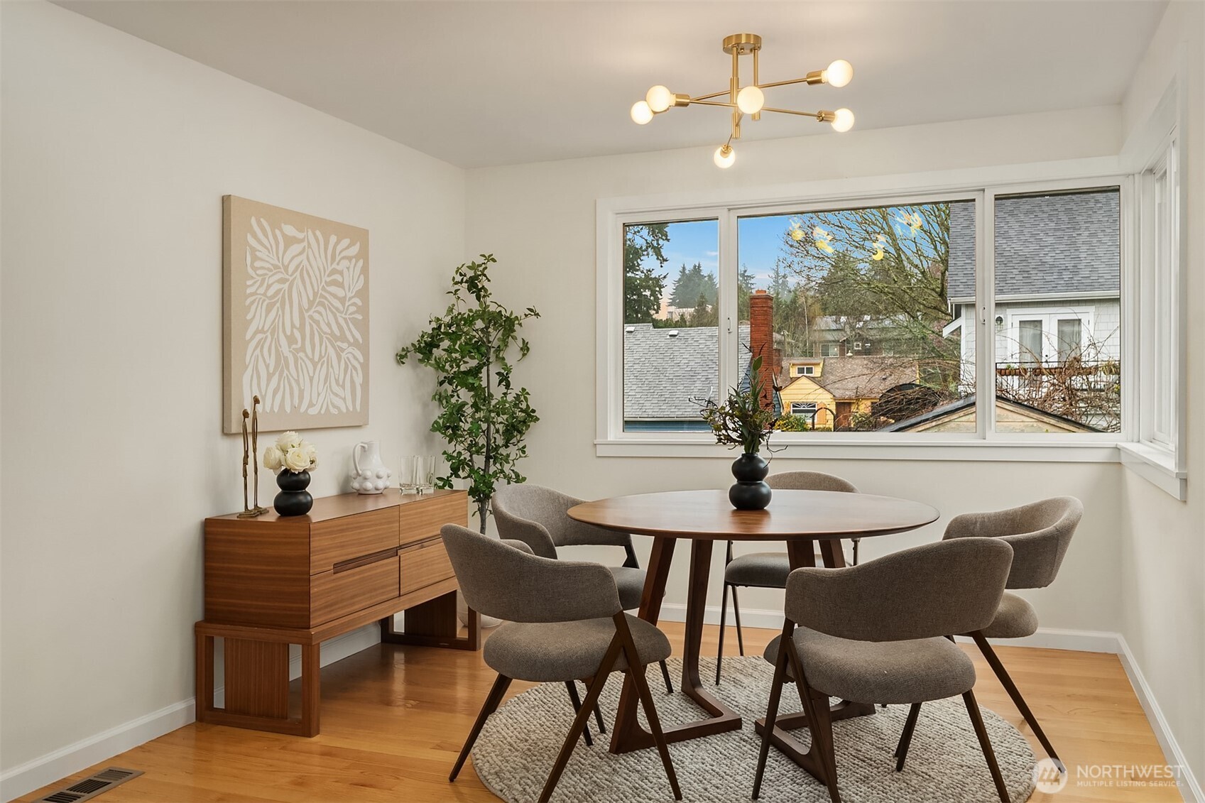 7039 39th Avenue NE, Seattle, WA 98115