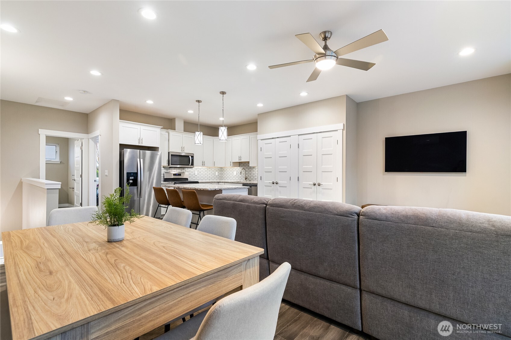 5683 Sunstone Place #102, Ferndale, WA 98248