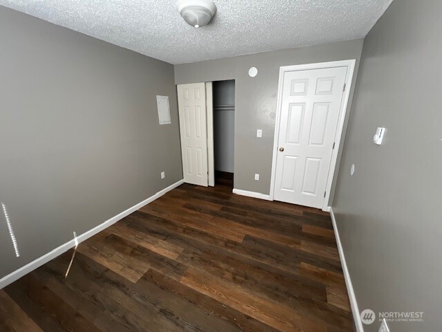 2716 S 258th Place , Kent, WA 98032
