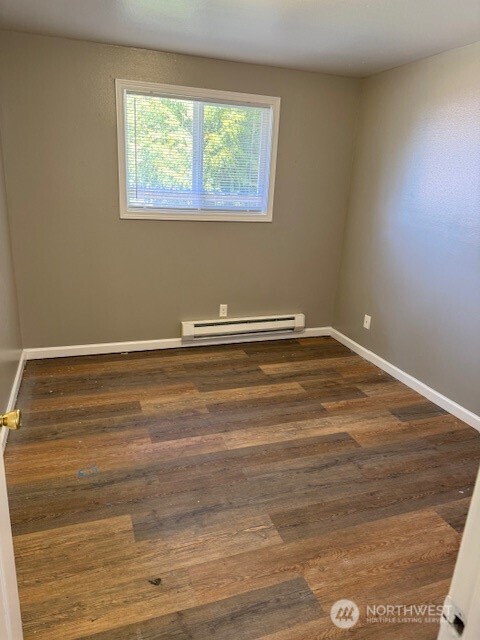 2716 S 258th Place , Kent, WA 98032