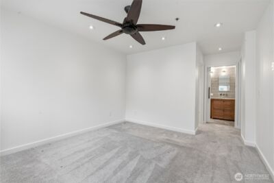 701 Galer St #609, Seattle, WA 98109 - Photo 20