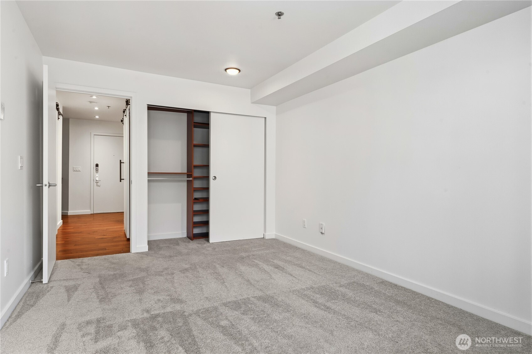 701 Galer St #609, Seattle, WA 98109