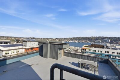 701 Galer St #609, Seattle, WA 98109 - Photo 30