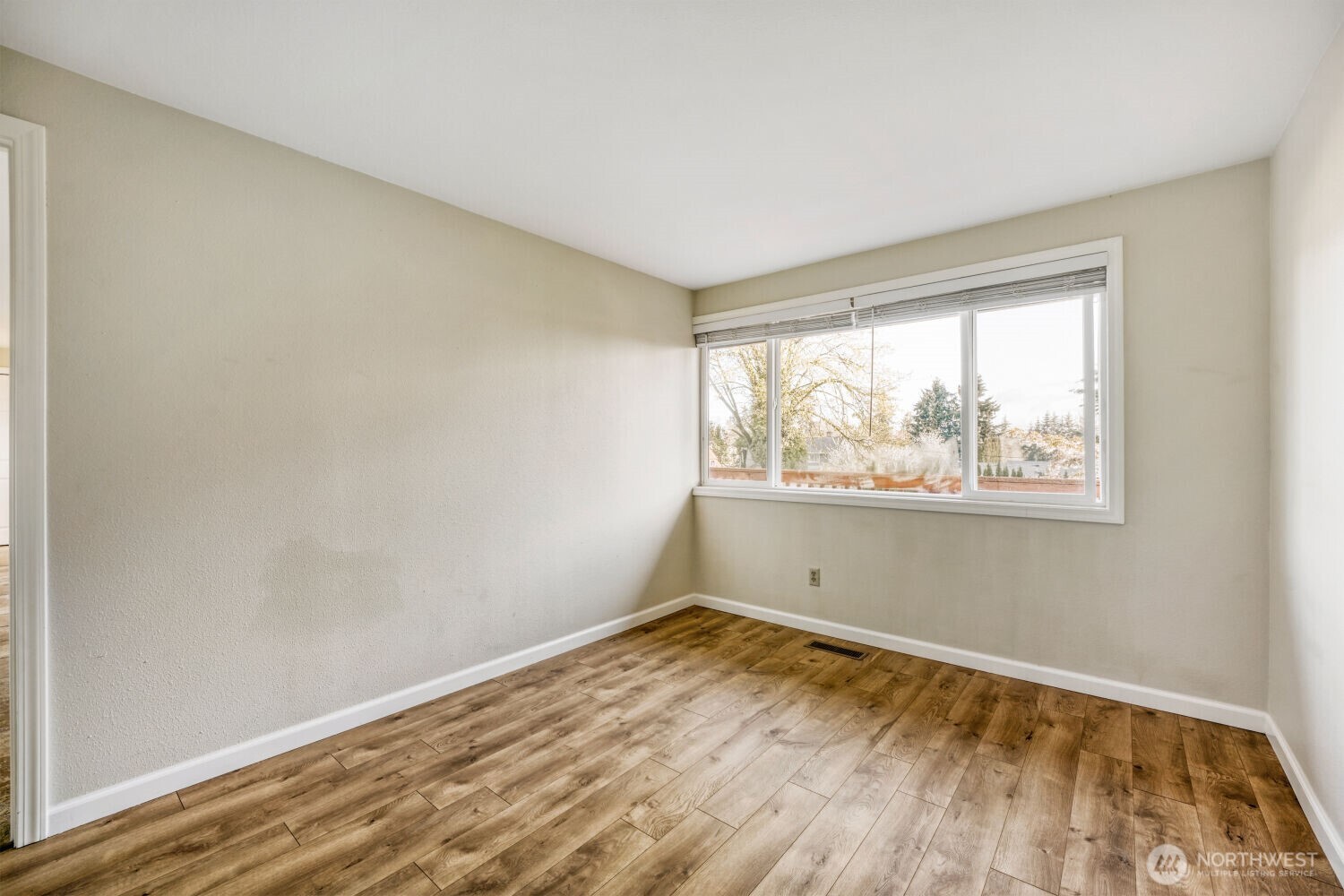 3618 S 243rd Street , Kent, WA 98032
