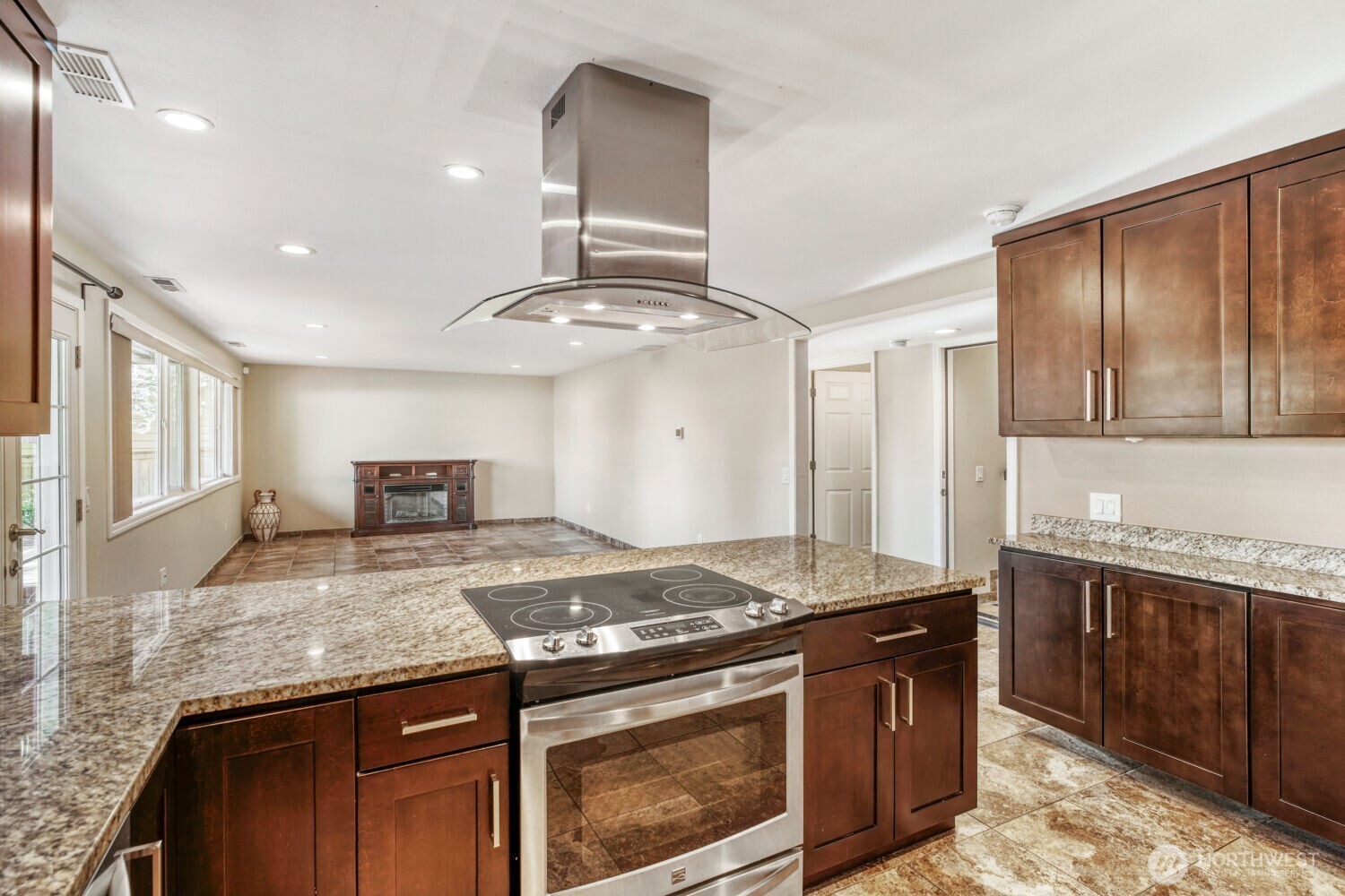 3618 S 243rd Street , Kent, WA 98032