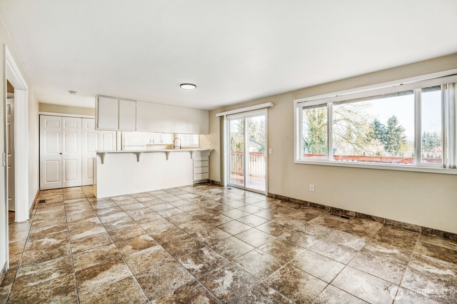 3618 S 243rd Street , Kent, WA 98032