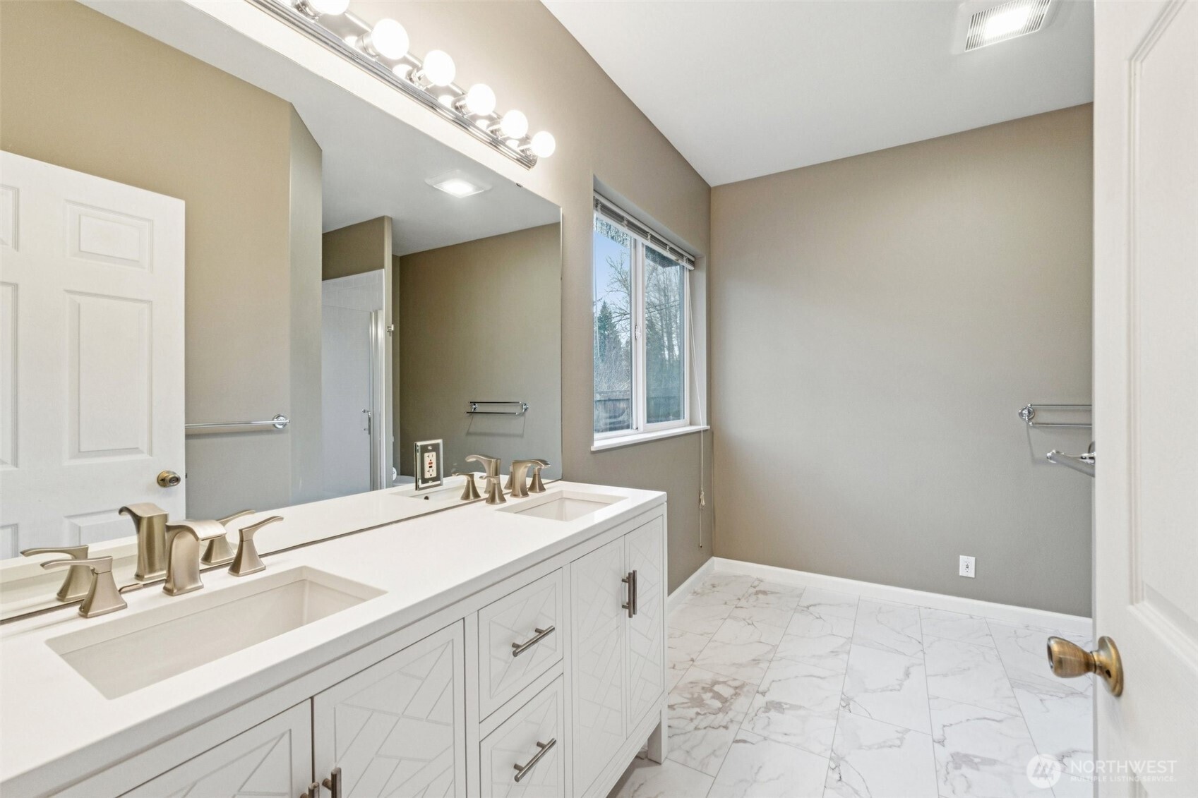 17214 Snohomish Avenue , Snohomish, WA 98296
