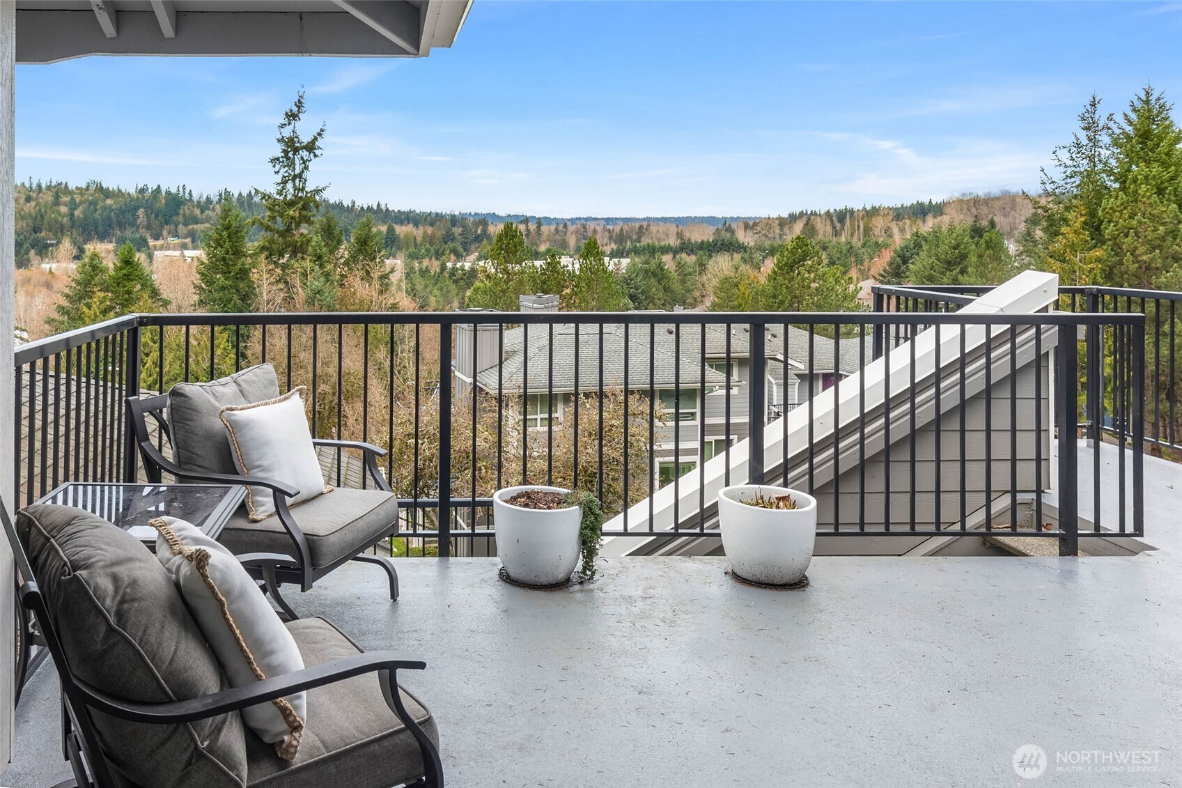 12023 NE 204th Place #E302, Bothell, WA 98011