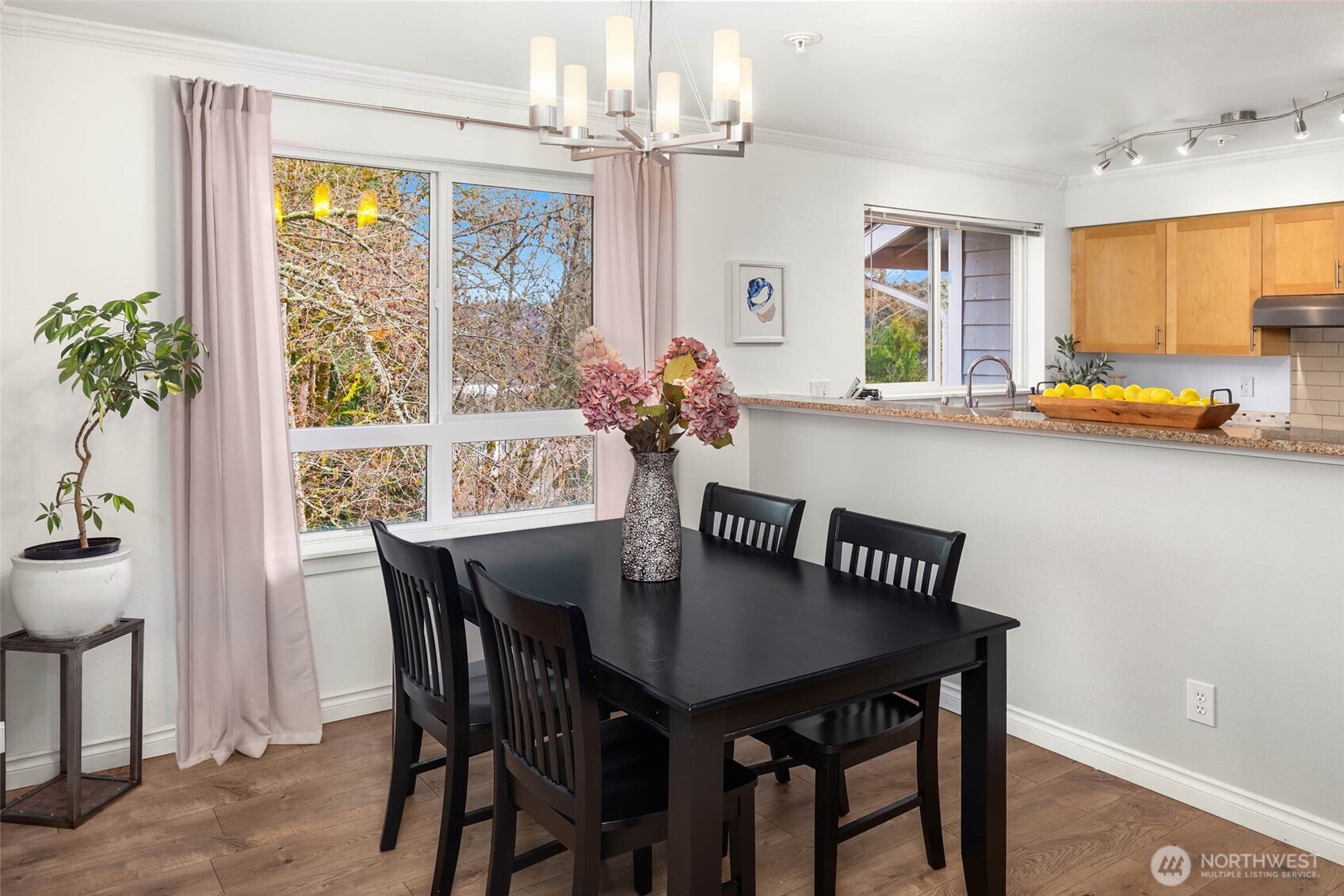 12023 NE 204th Place #E302, Bothell, WA 98011