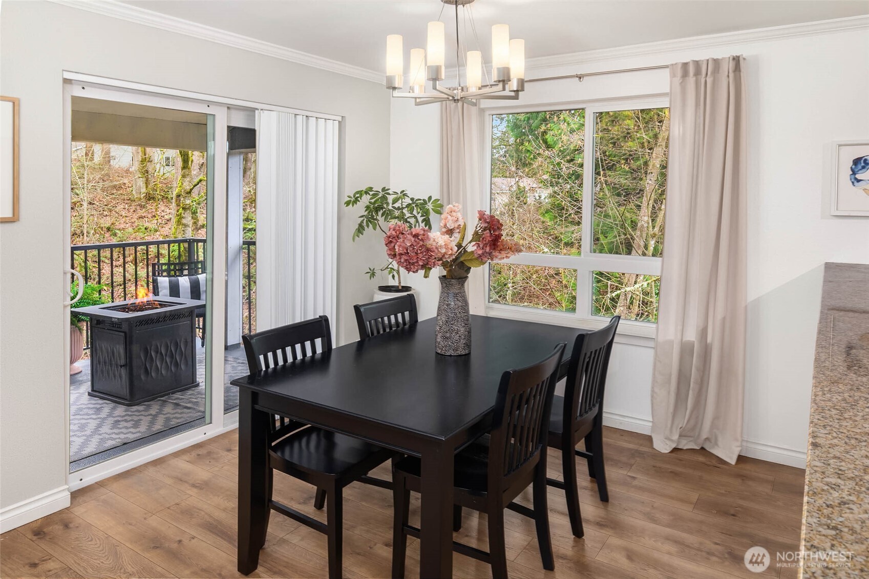 12023 NE 204th Place #E302, Bothell, WA 98011