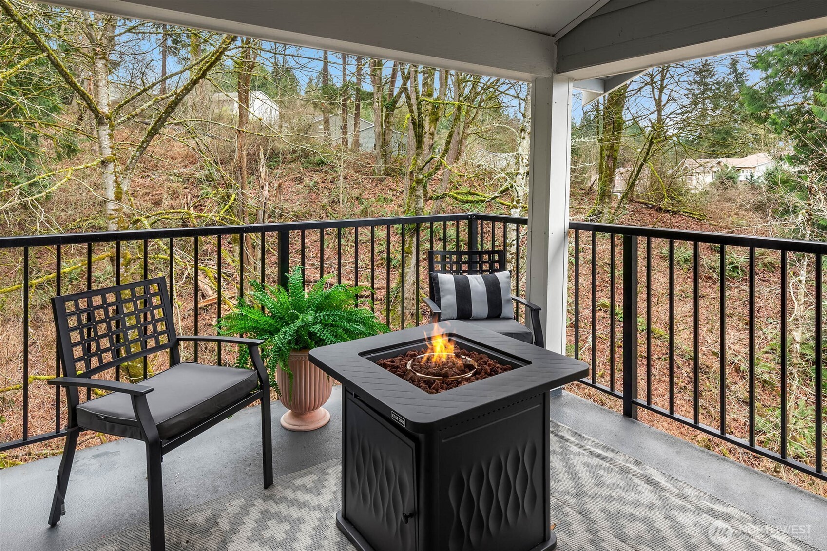 12023 NE 204th Place #E302, Bothell, WA 98011